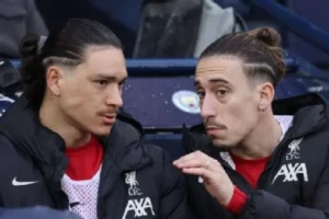 Arne Slot Dihukum Skors Dua Pertandingan Usai Kericuhan Lawan Everton